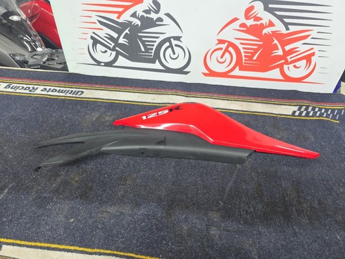 Honda cbr125r 2012 2018 rear - honda,