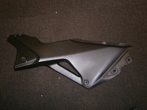 Honda cbr125 2014 seat side - honda,