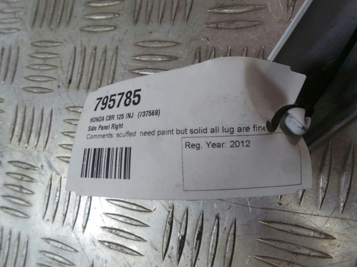 2013 honda cbr125r side panel - 2013,