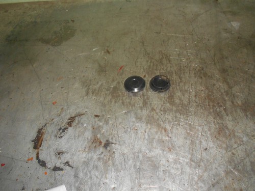 Honda cbr 125 swing arm - swing, plugs
