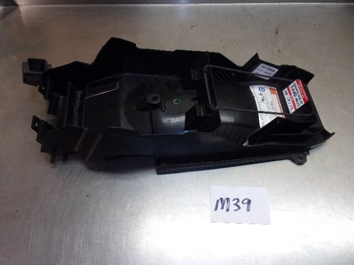 Black plastic rear under - rear, tray
